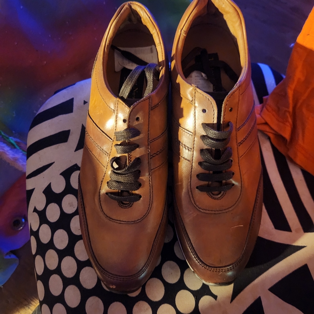 Men's shoes